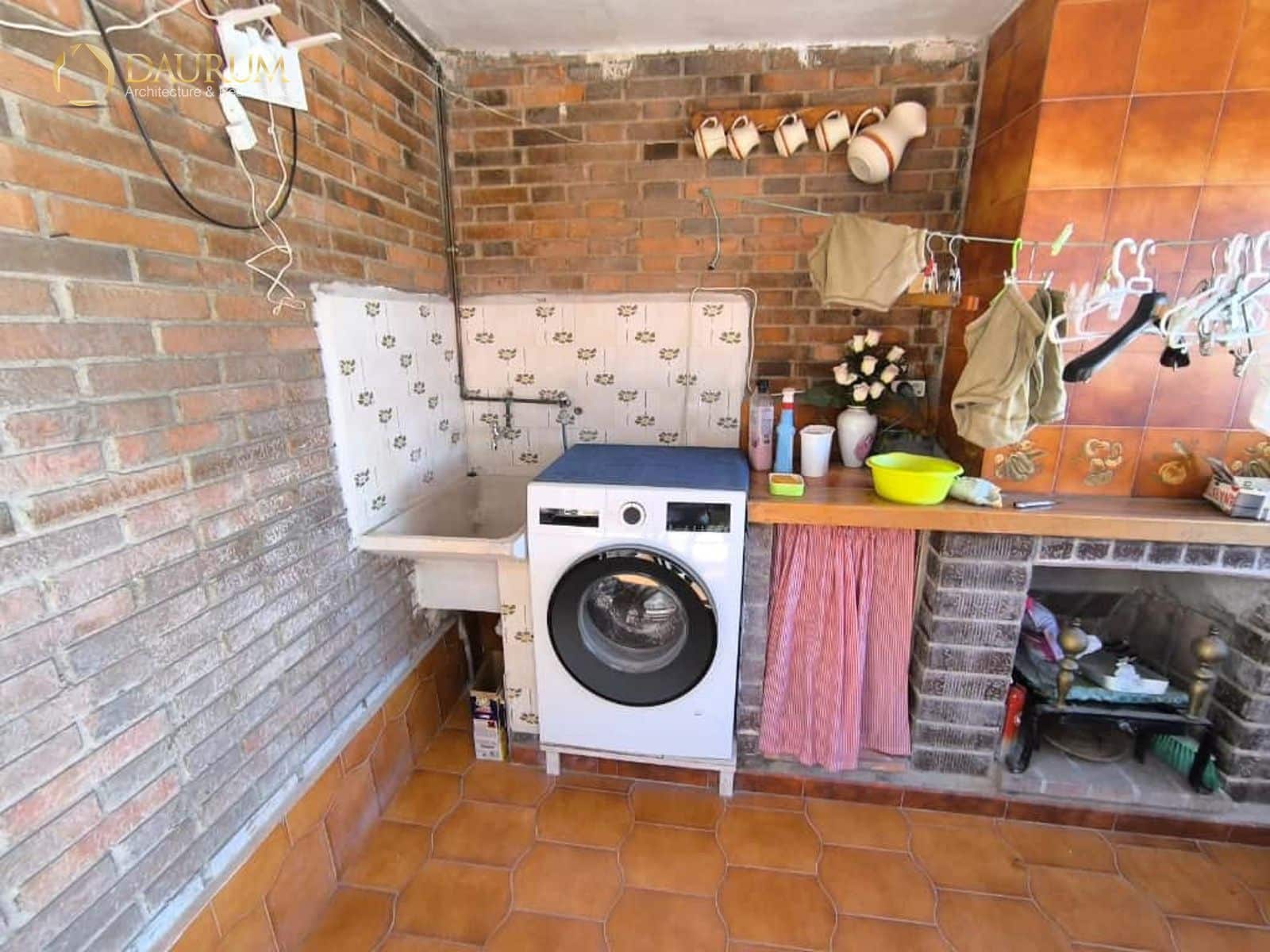 4 Zimmer Haus zu verkaufen in Alicante / Alacant Stadt mit Garage - 380.000 € (Ref: 9378207)