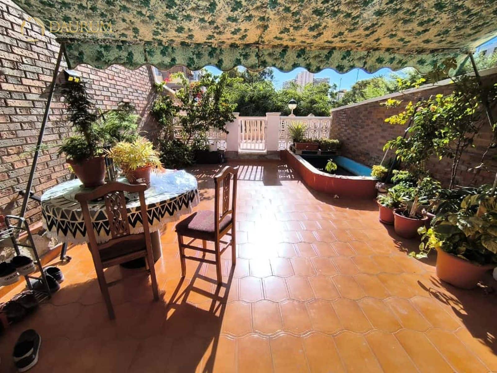 4 Zimmer Haus zu verkaufen in Alicante / Alacant Stadt mit Garage - 380.000 € (Ref: 9378207)