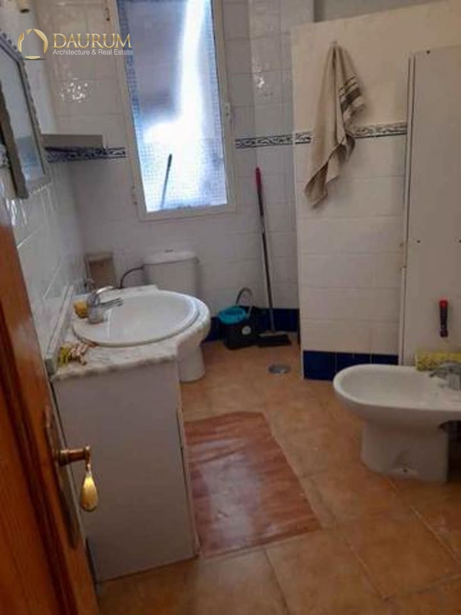 3 soveværelse Lejlighed til salg i Alicante by - € 133.000 (Ref: 9379894)