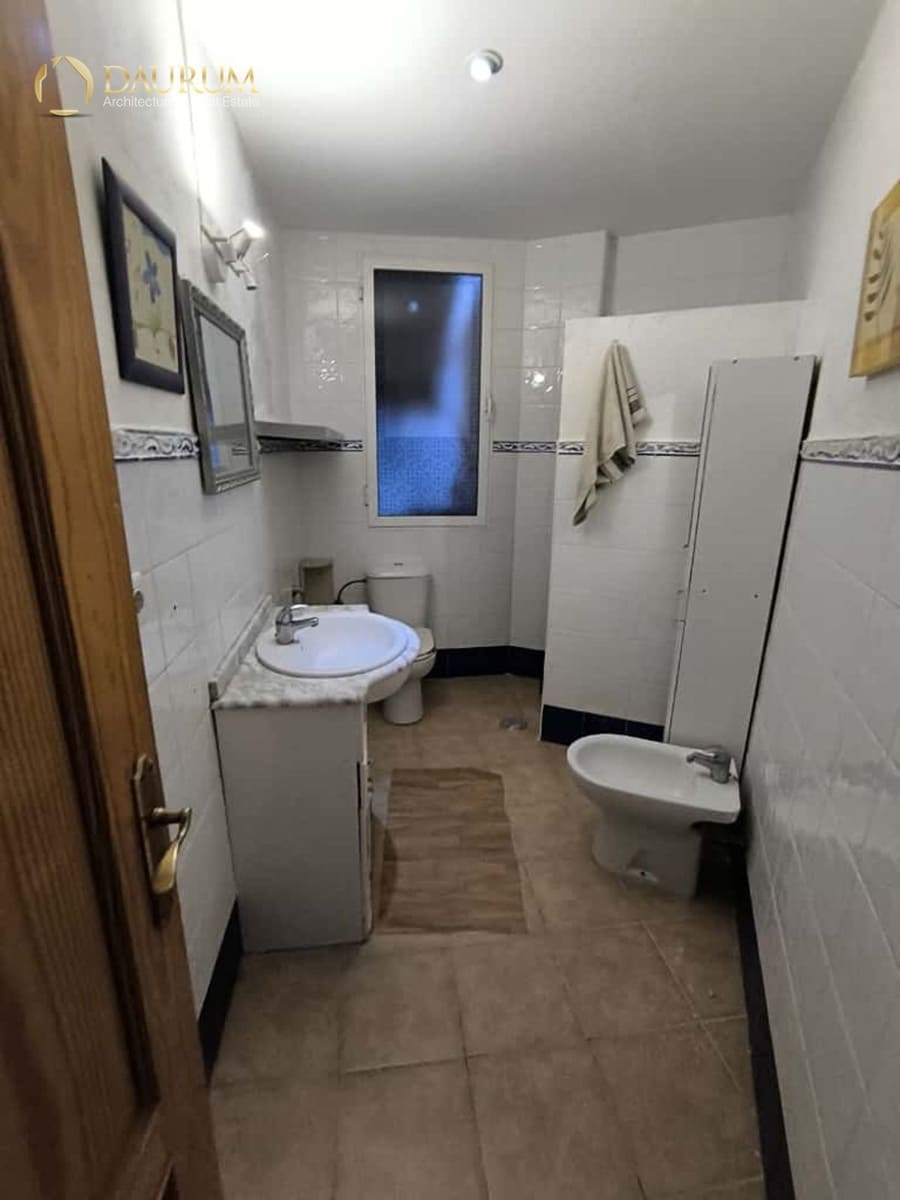 3 soveværelse Lejlighed til salg i Alicante by - € 133.000 (Ref: 9379894)