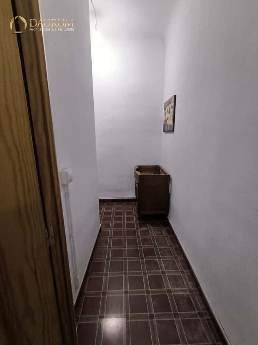 3 soveværelse Lejlighed til salg i Alicante by - € 133.000 (Ref: 9379894)