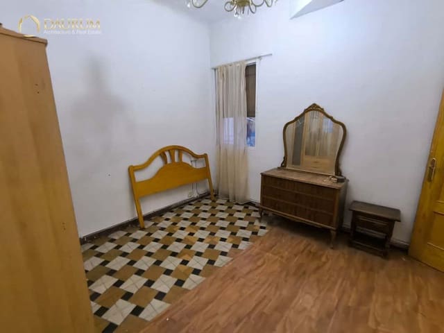 3 soveværelse Lejlighed til salg i Carolinas Bajas, Alicante by - € 133.000 (Ref: 9379894)