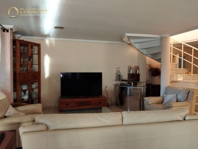 6 sovrum Villa till salu i Ciudad de Asís, Alicante stad med pool garage - 520 000 € (Ref: 9383728)