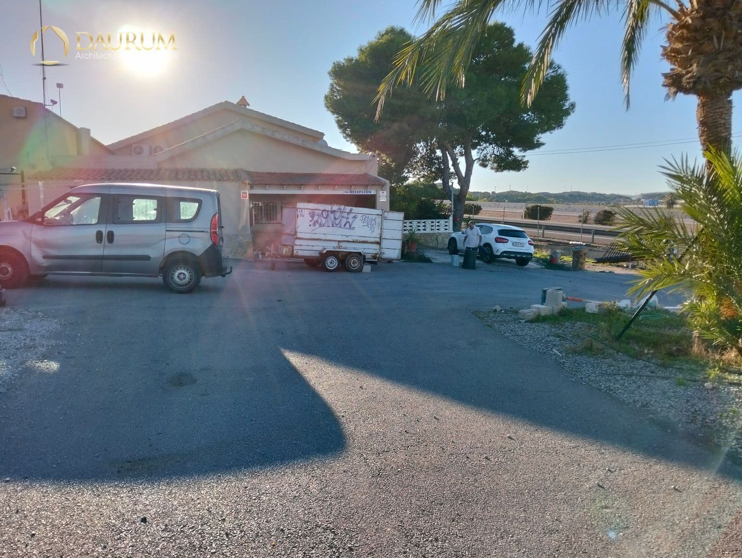 6 soverom Villa til salgs i Alicante by med svømmebasseng garasje - € 520 000 (Ref: 9383728)