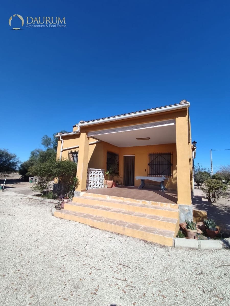 4 bedroom Villa for sale in La Marina with garage - € 320,000 (Ref: 9386469)