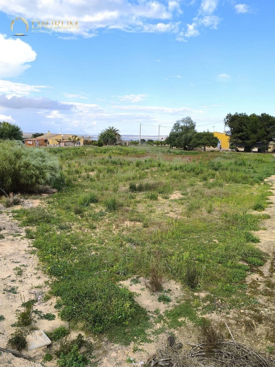 4 bedroom Villa for sale in La Marina with garage - € 320,000 (Ref: 9386469)