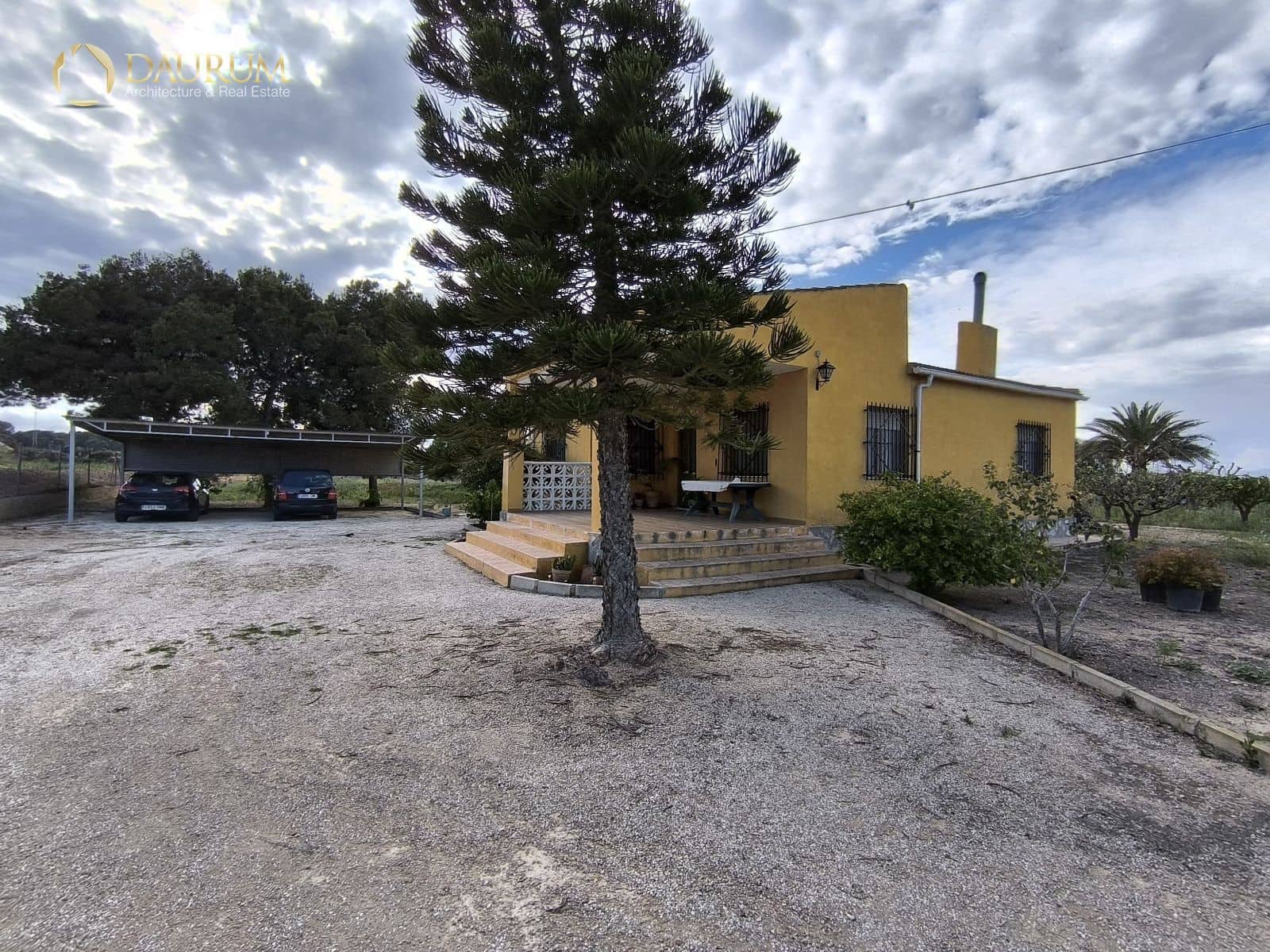 4 bedroom Villa for sale in La Marina with garage - € 320,000 (Ref: 9386469)