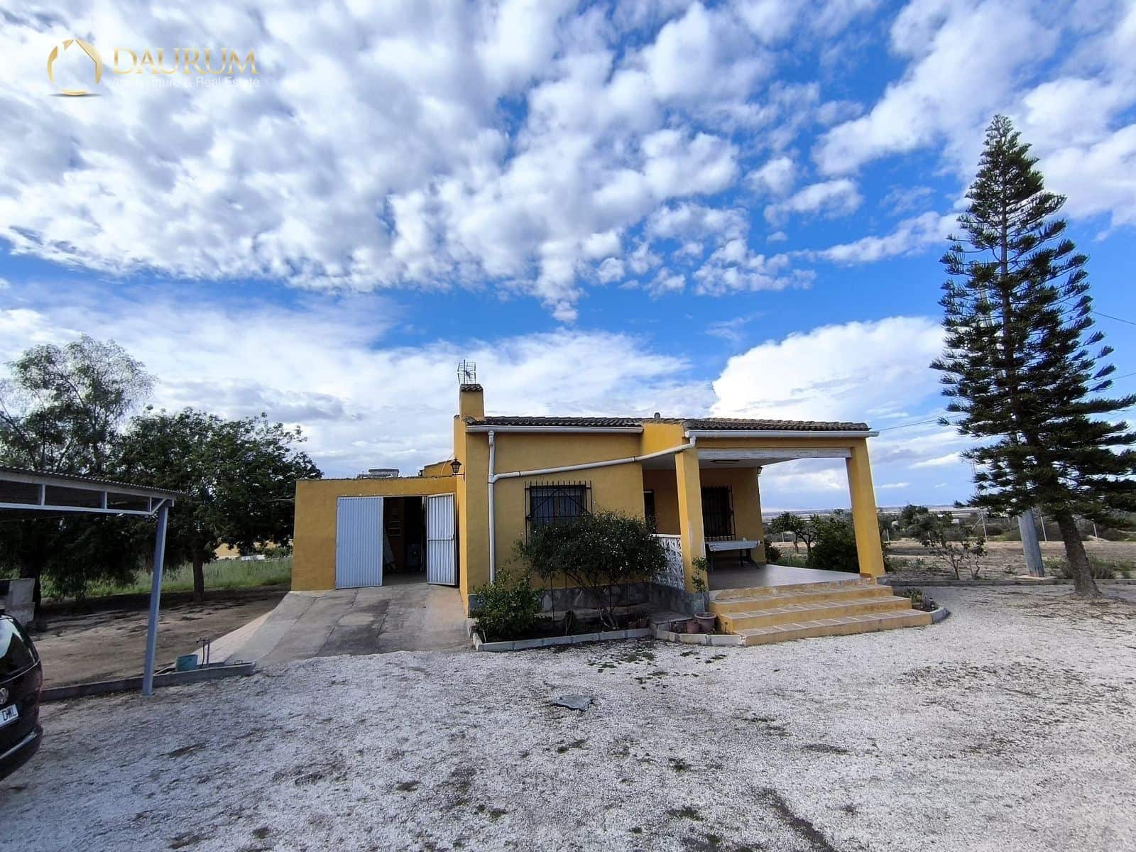 4 bedroom Villa for sale in La Marina with garage - € 320,000 (Ref: 9386469)