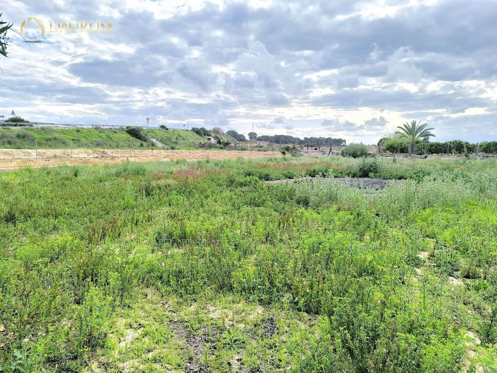 4 bedroom Villa for sale in La Marina with garage - € 320,000 (Ref: 9386469)