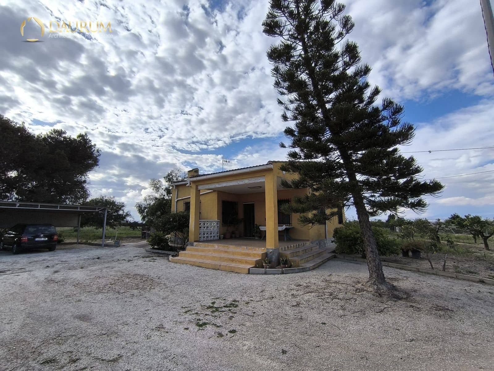 4 bedroom Villa for sale in La Marina with garage - € 320,000 (Ref: 9386469)