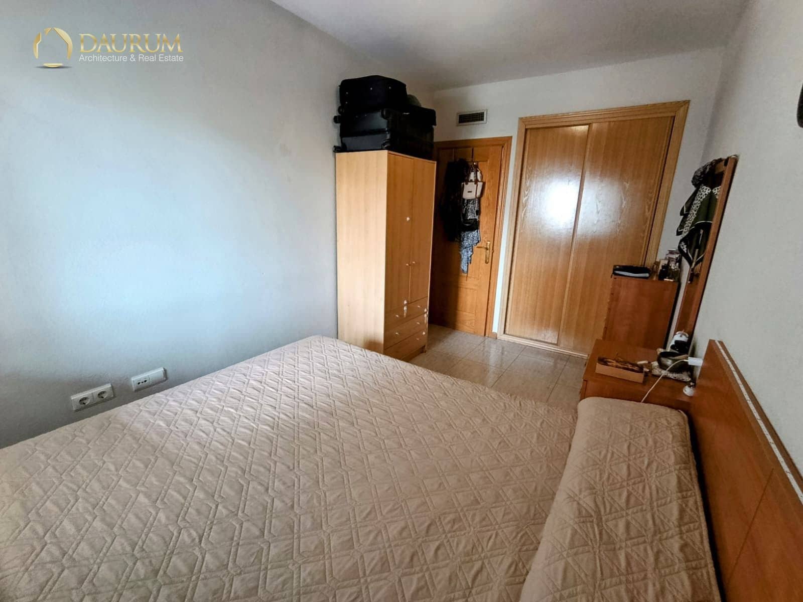 2 bedroom Flat for sale in La Villajoyosa / Vila Joiosa with pool garage - € 220,000 (Ref: 9386470)