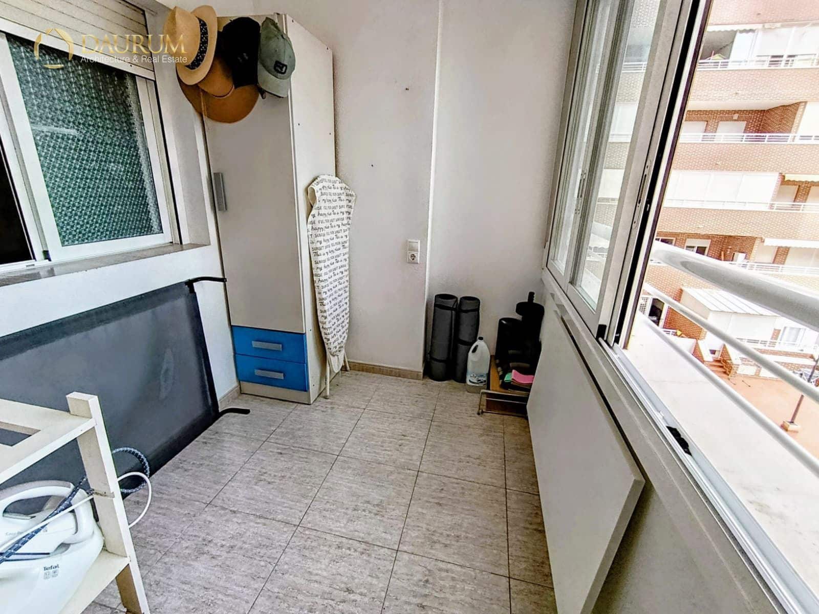 2 bedroom Flat for sale in La Villajoyosa / Vila Joiosa with pool garage - € 220,000 (Ref: 9386470)