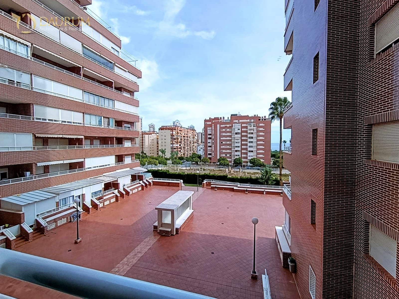 2 bedroom Flat for sale in La Villajoyosa / Vila Joiosa with pool garage - € 220,000 (Ref: 9386470)