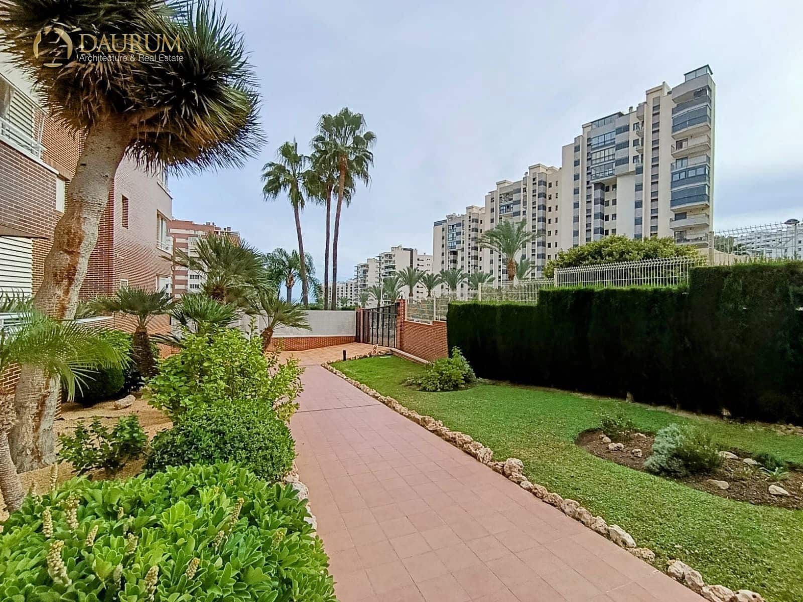 2 bedroom Flat for sale in La Villajoyosa / Vila Joiosa with pool garage - € 220,000 (Ref: 9386470)