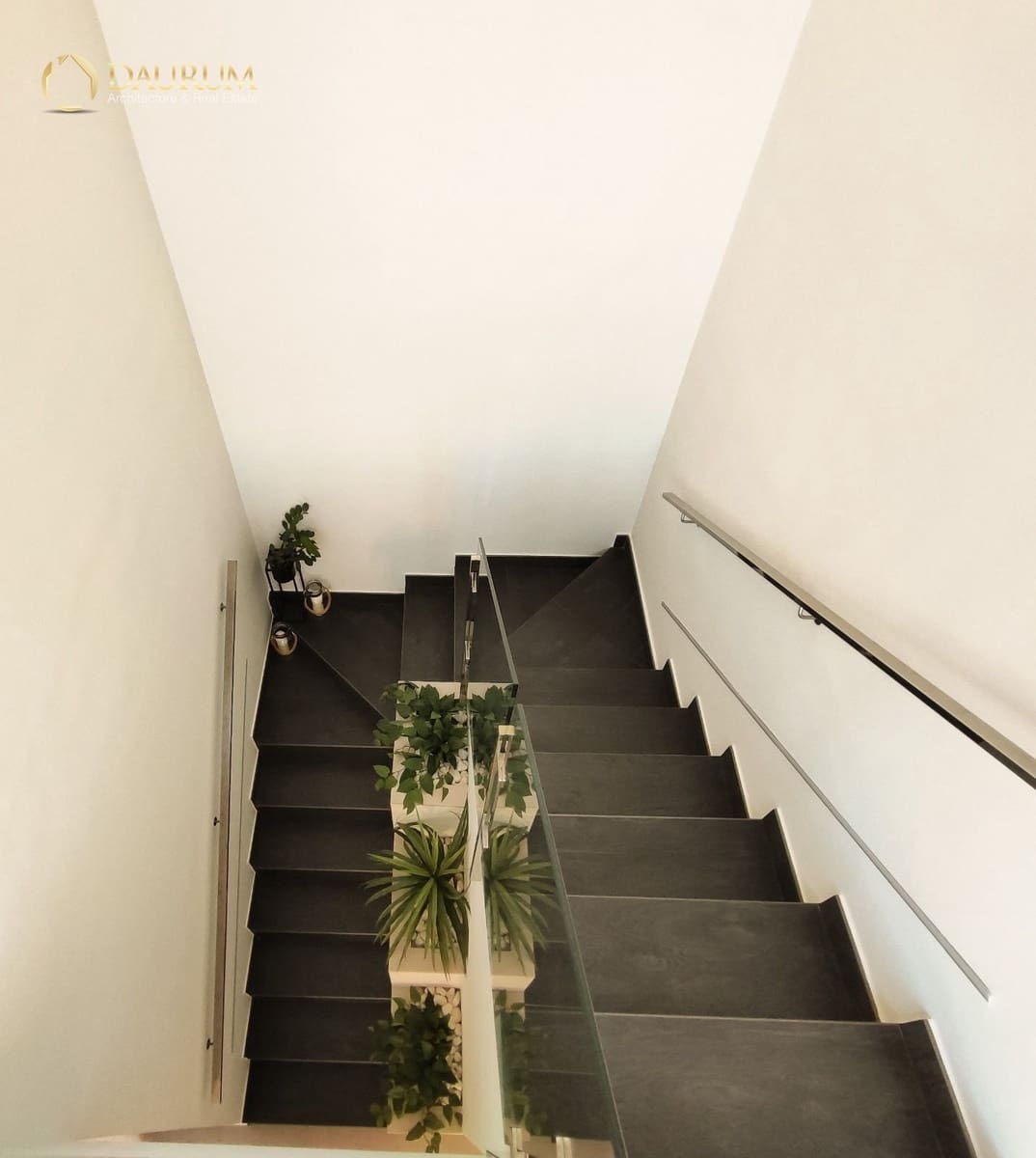 Chalet de 4 habitaciones en Polop en venta con piscina garaje - 595.000 € (Ref: 9388377)