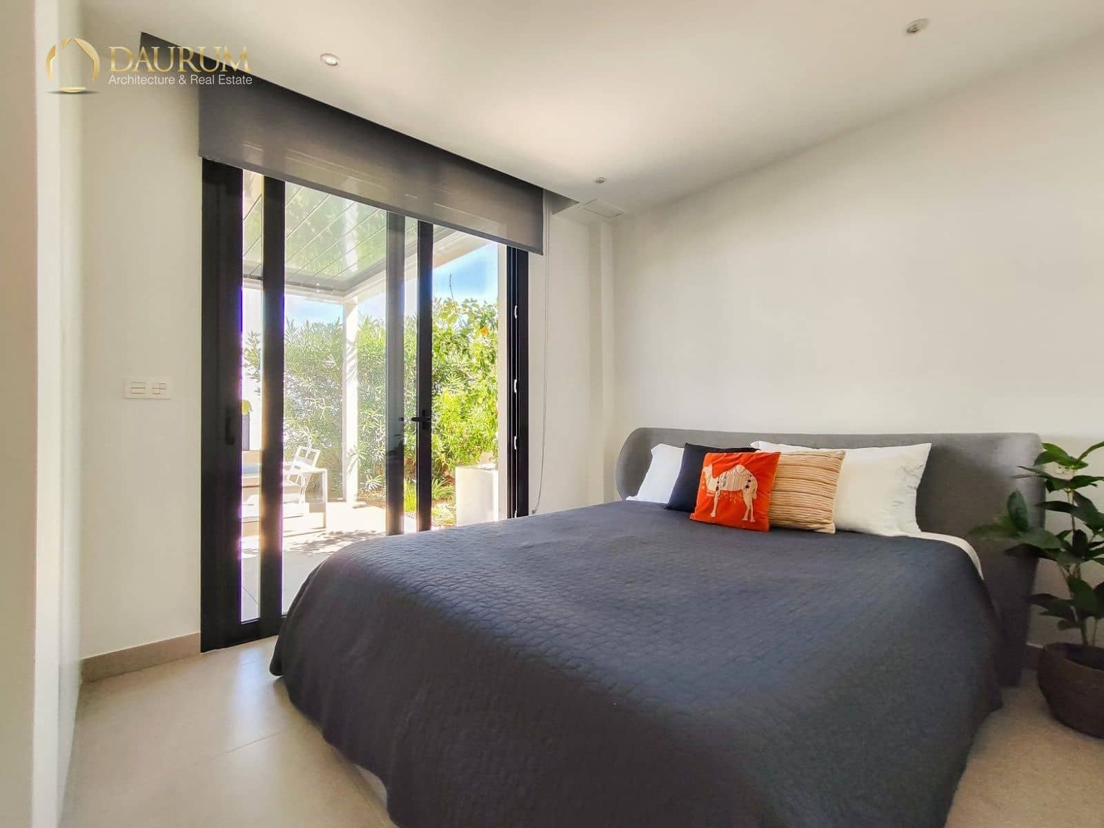 Chalet de 4 habitaciones en Polop en venta con piscina garaje - 595.000 € (Ref: 9388377)