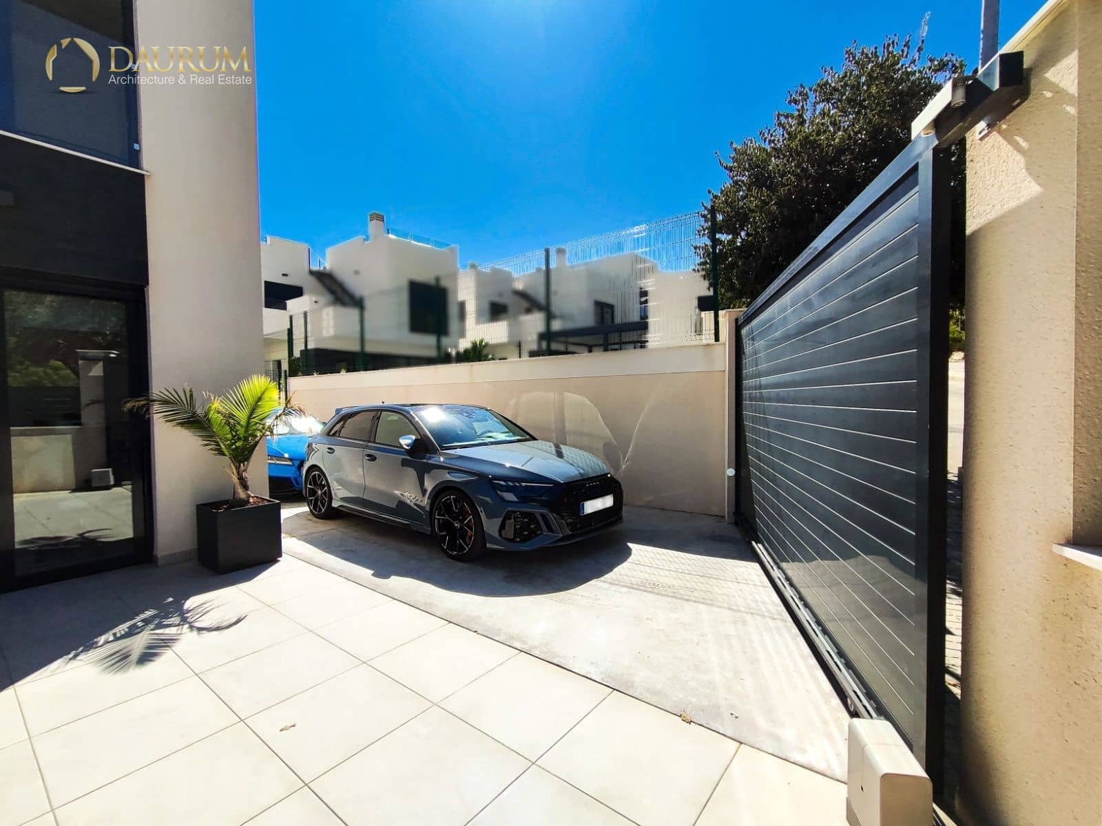 Chalet de 4 habitaciones en Polop en venta con piscina garaje - 595.000 € (Ref: 9388377)