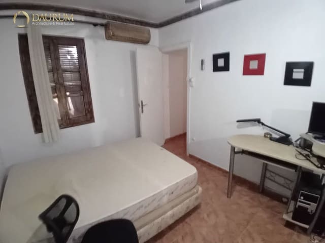 3 bedroom Flat for sale in Carrús Est - Camí dels Magros, Elche / Elx - € 97,000 (Ref: 9388624)