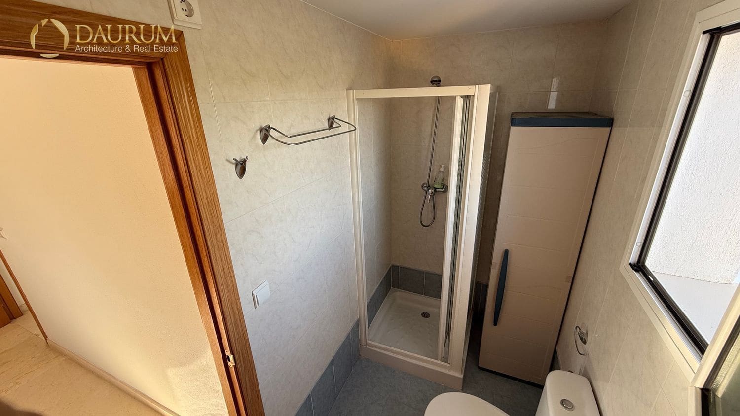 5 sypialnia Willa na sprzedaż w Miasto Alicante / Alacant z basenem garażem - 690 000 € (Ref: 9389990)