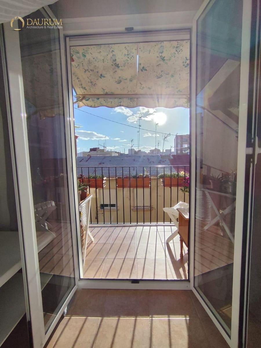 4 soverom Leilighet til salgs i Alicante by - € 177 990 (Ref: 9394374)