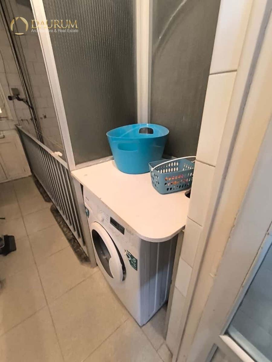 3 bedroom Flat for sale in Alicante / Alacant city - € 450,000 (Ref: 9394375)