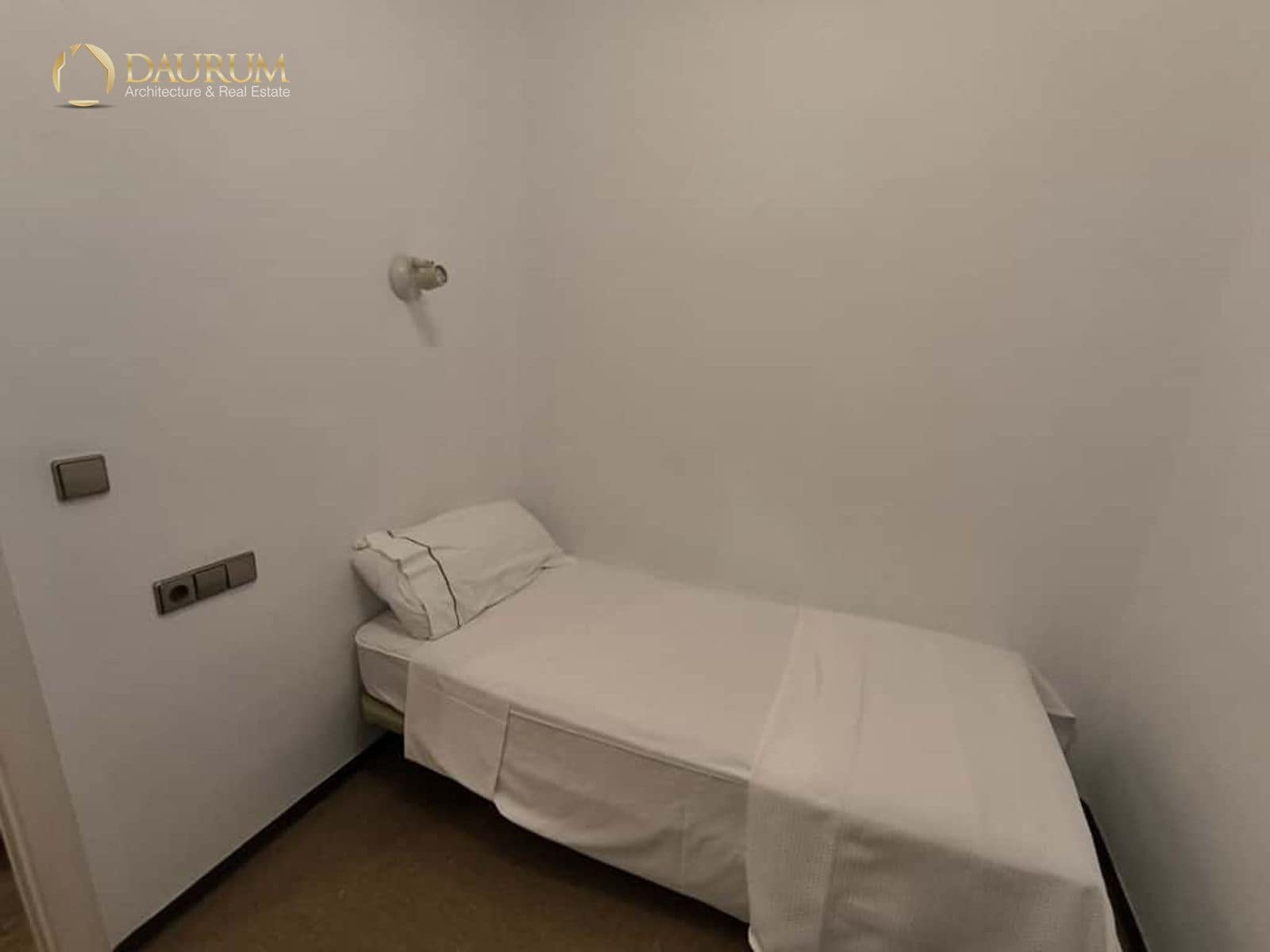 3 bedroom Flat for sale in Alicante / Alacant city - € 450,000 (Ref: 9394375)