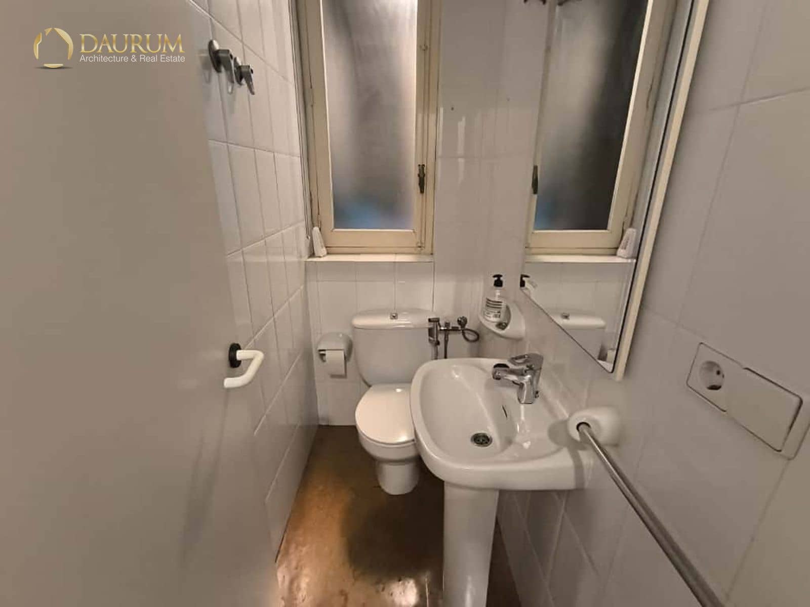 3 bedroom Flat for sale in Alicante / Alacant city - € 450,000 (Ref: 9394375)