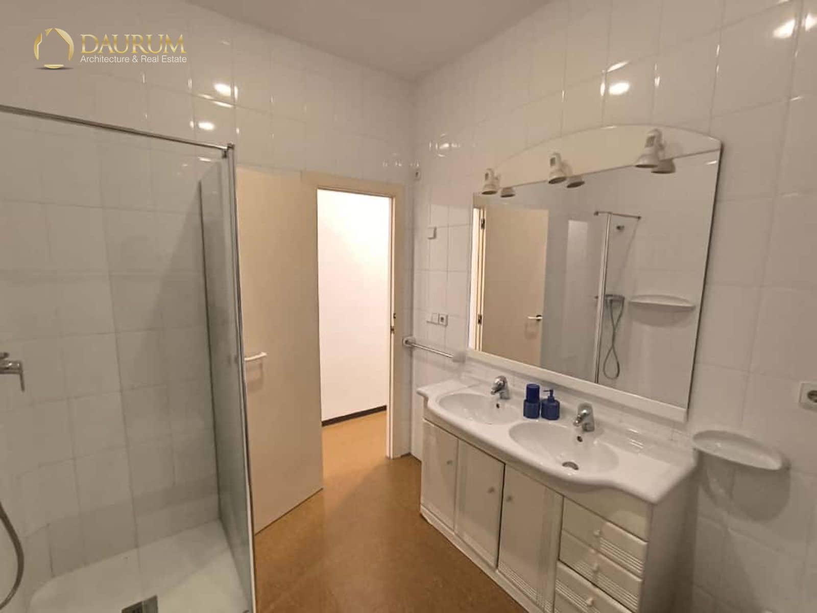 3 bedroom Flat for sale in Alicante / Alacant city - € 450,000 (Ref: 9394375)