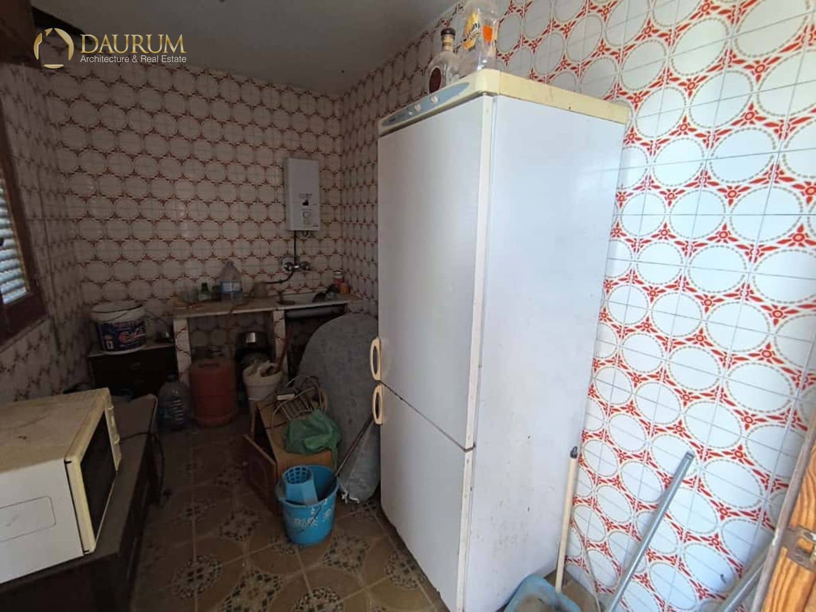 3 soverom Villa til salgs i Alicante by med garasje - € 175 000 (Ref: 9394376)