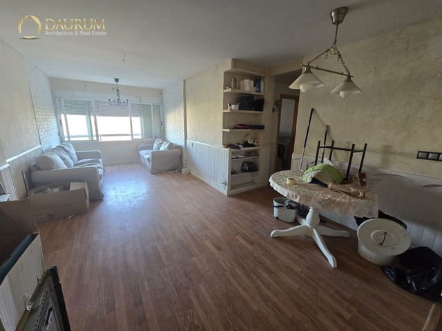 3 soveværelse Lejlighed til salg i Juan XXIII, Alicante by med garage - € 129.900 (Ref: 9396642)