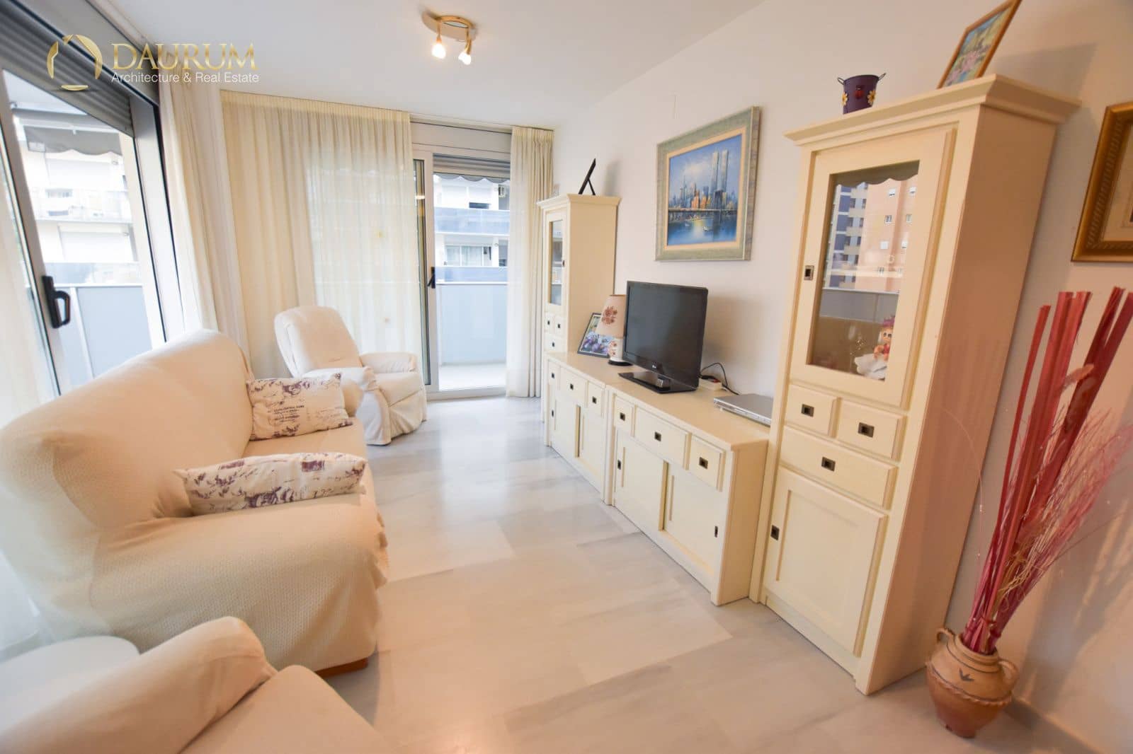 2 makuuhuone Kattohuoneisto myytävänä paikassa La Villajoyosa / Vila Joiosa mukana uima-altaan 
autotalli - 290 000 € (Ref: 9396794)