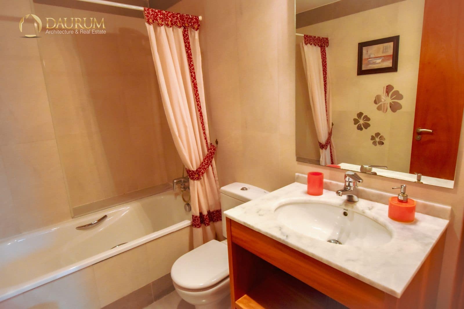 2 makuuhuone Kattohuoneisto myytävänä paikassa La Villajoyosa / Vila Joiosa mukana uima-altaan 
autotalli - 290 000 € (Ref: 9396794)