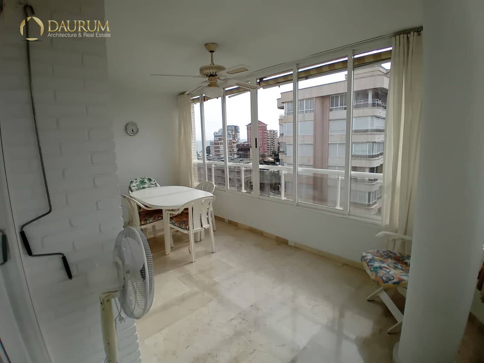 2 soverom Leilighet til salgs i Playa de San Juan med svømmebasseng garasje - € 750 000 (Ref: 9396795)