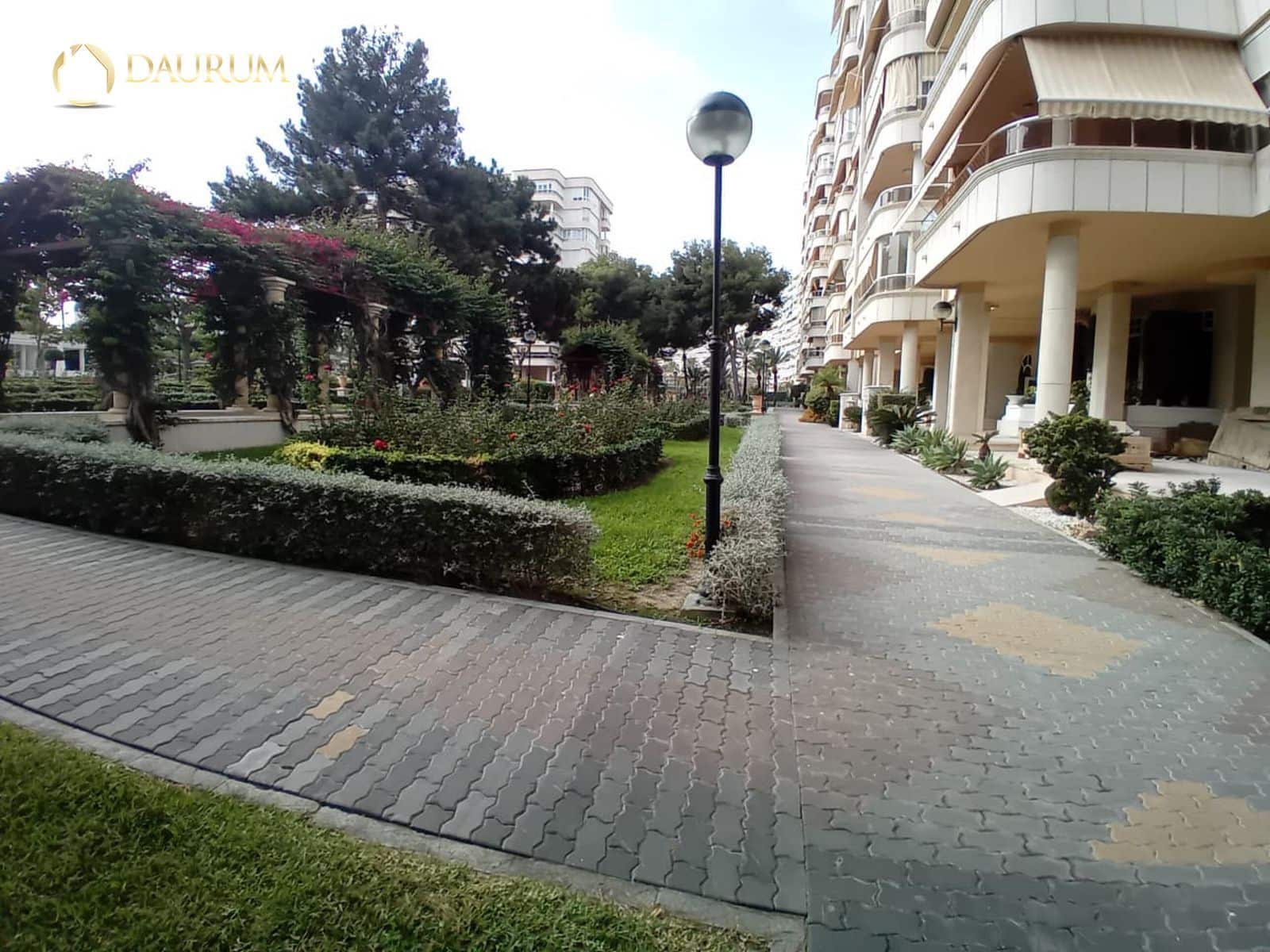 2 soverom Leilighet til salgs i Playa de San Juan med svømmebasseng garasje - € 750 000 (Ref: 9396795)