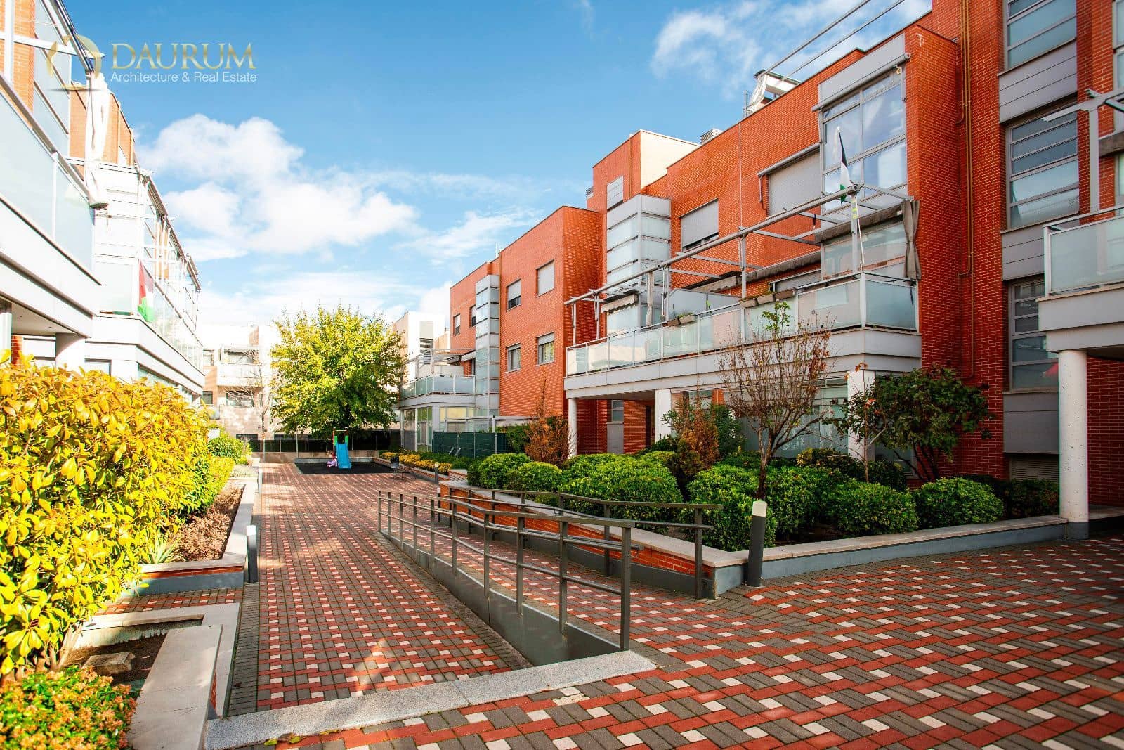 3 soveværelse Lejlighed til salg i Getafe med swimmingpool garage - € 550.000 (Ref: 9397817)