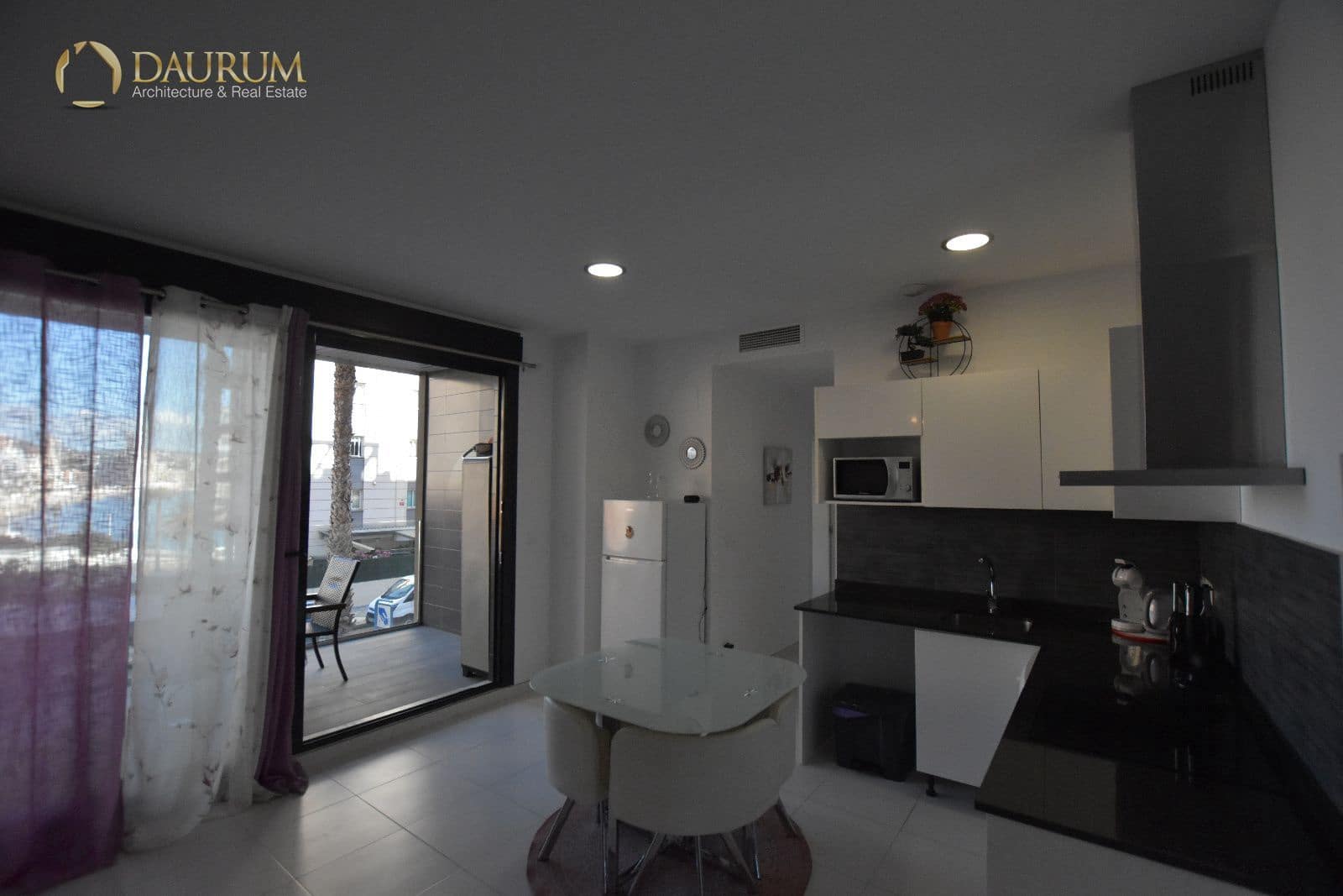 2 soverom Leilighet til salgs i Calpe / Calp med svømmebasseng garasje - € 525 000 (Ref: 9397818)