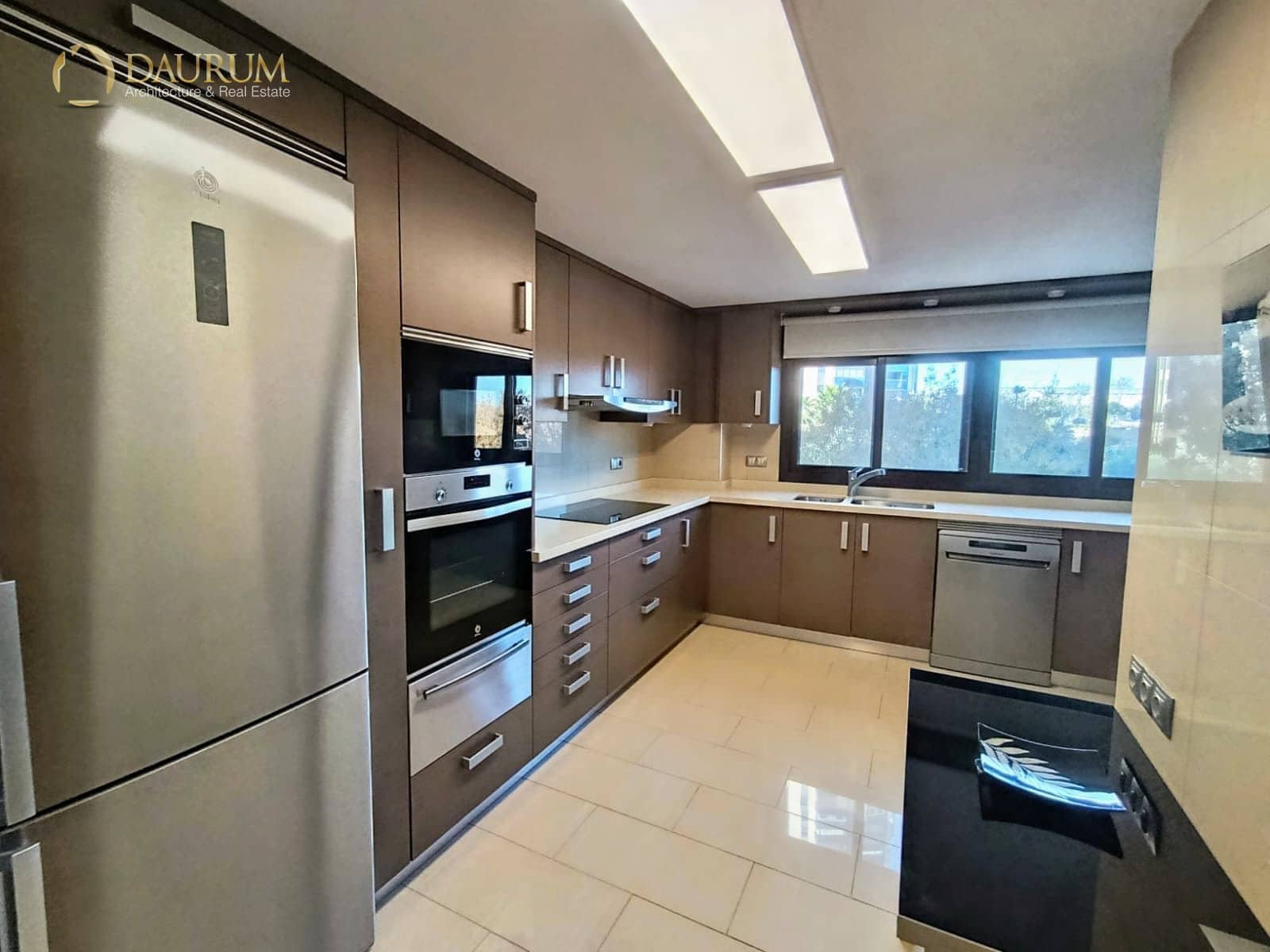 3 soveværelse Lejlighed til salg i Benidorm med swimmingpool garage - € 320.000 (Ref: 9399886)