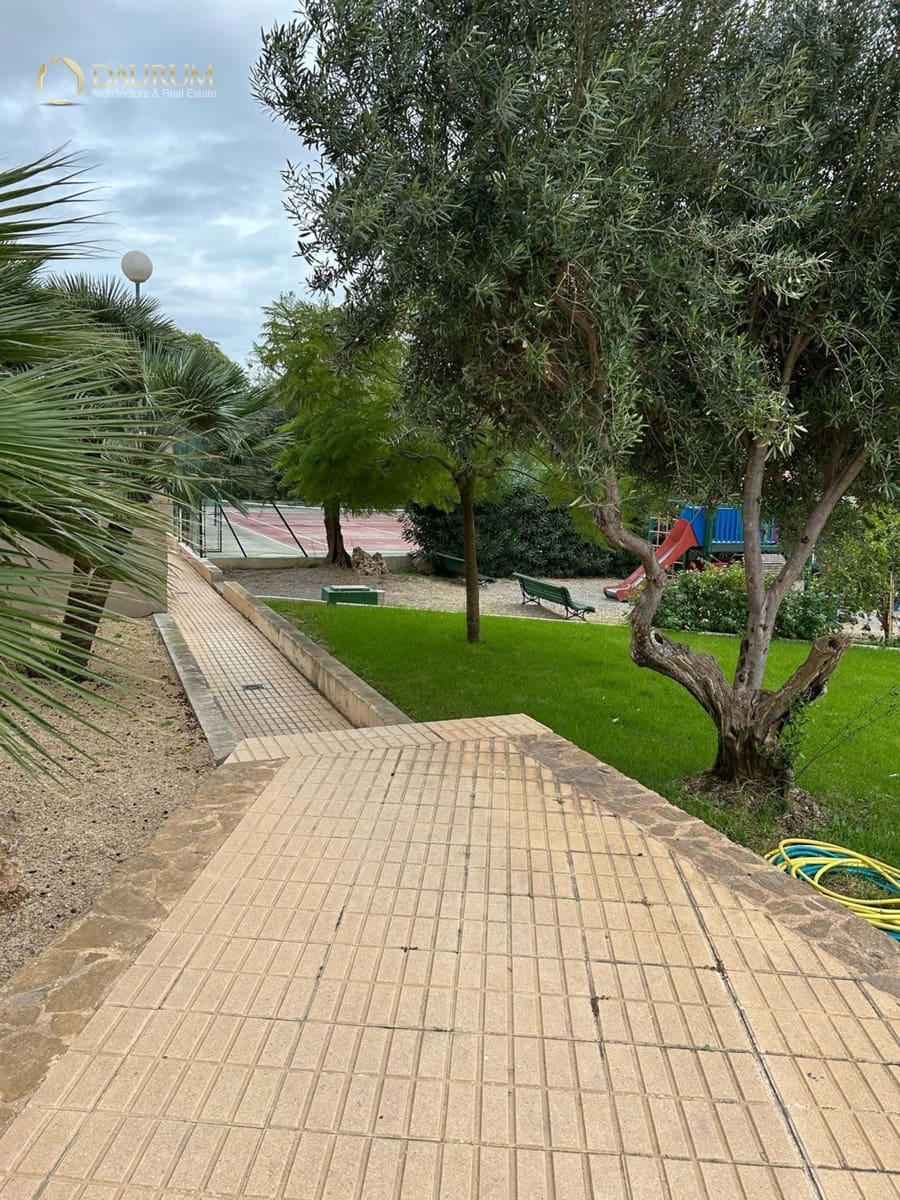 3 soveværelse Lejlighed til salg i Benidorm med swimmingpool garage - € 320.000 (Ref: 9399886)