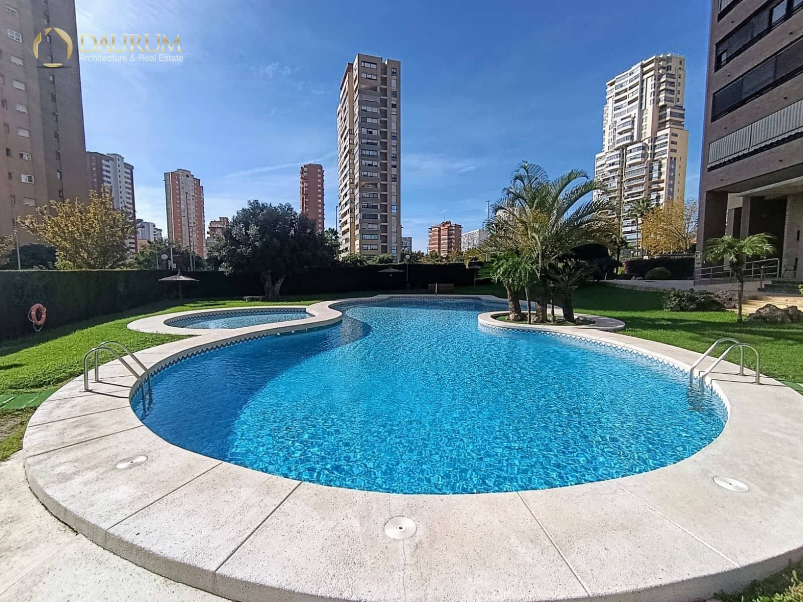 3 soveværelse Lejlighed til salg i Benidorm med swimmingpool garage - € 320.000 (Ref: 9399886)