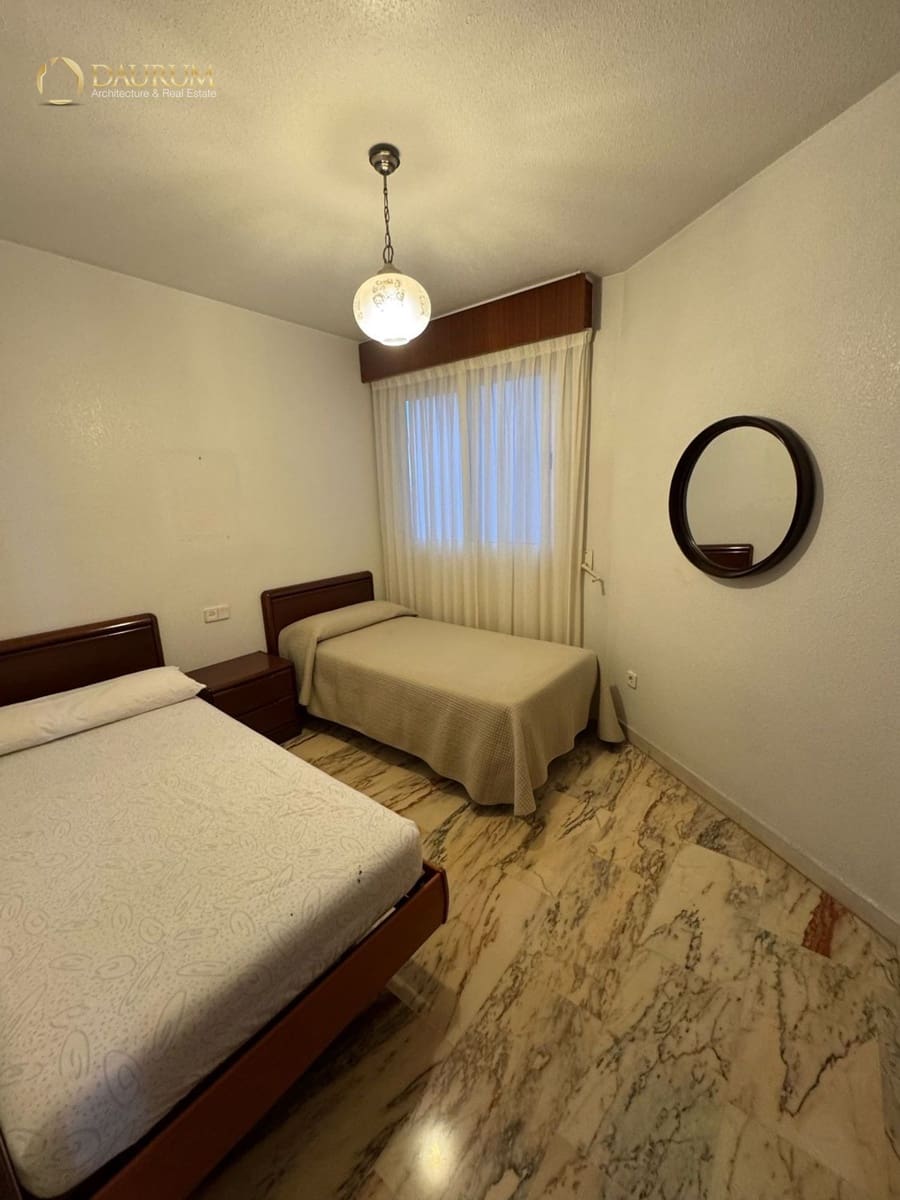 3 sypialnia Mieszkanie na sprzedaż w Miasto Alicante / Alacant z garażem - 750 000 € (Ref: 9400022)