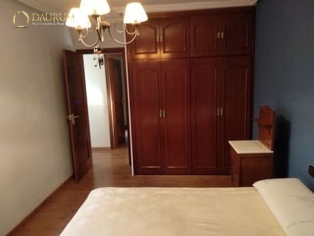 4 soveværelse Lejlighed til salg i Villena - € 130.000 (Ref: 9401963)