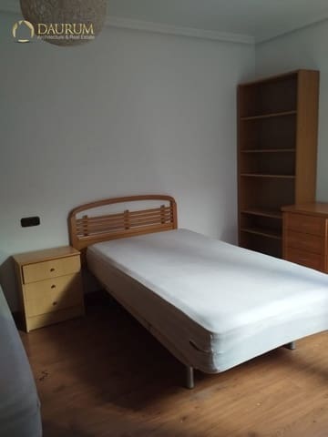 4 slaapkamer Flat te koop in Villena - € 140.000 (Ref: 9401963)