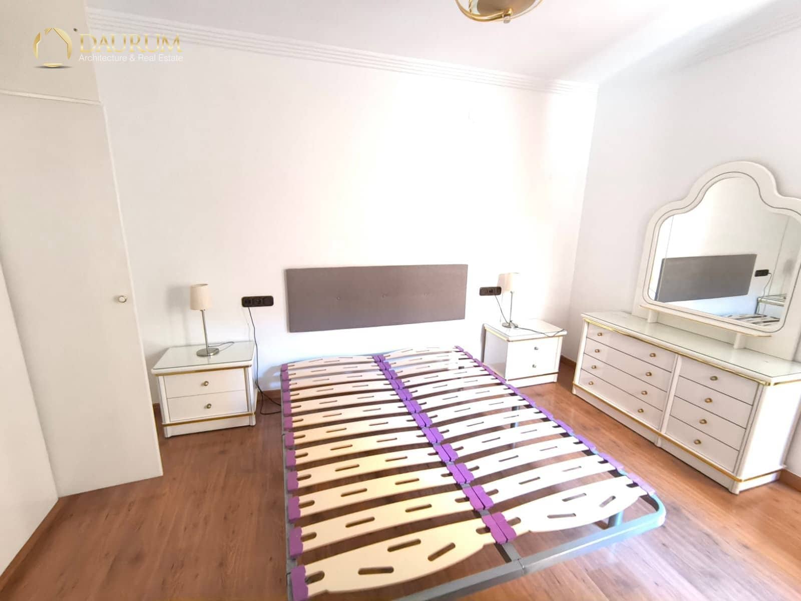 4 soverom Leilighet til salgs i Villena - € 140 000 (Ref: 9401963)