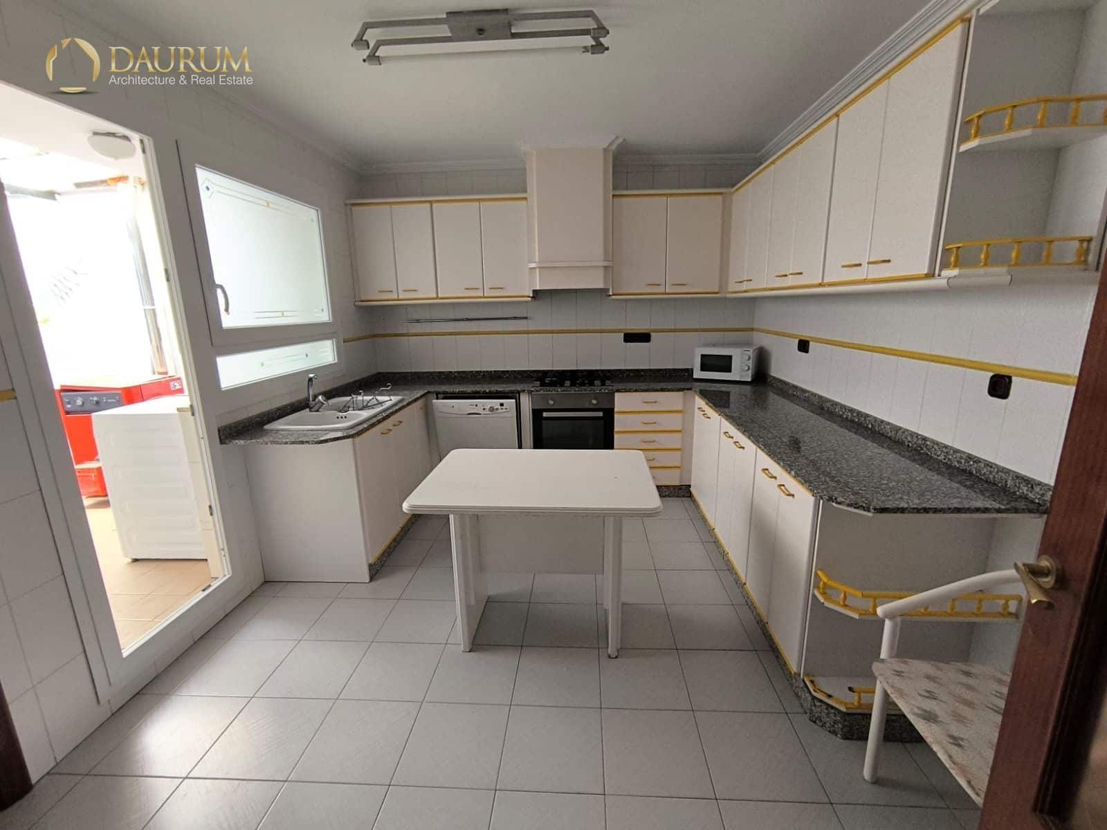 4 soverom Leilighet til salgs i Villena - € 140 000 (Ref: 9401963)