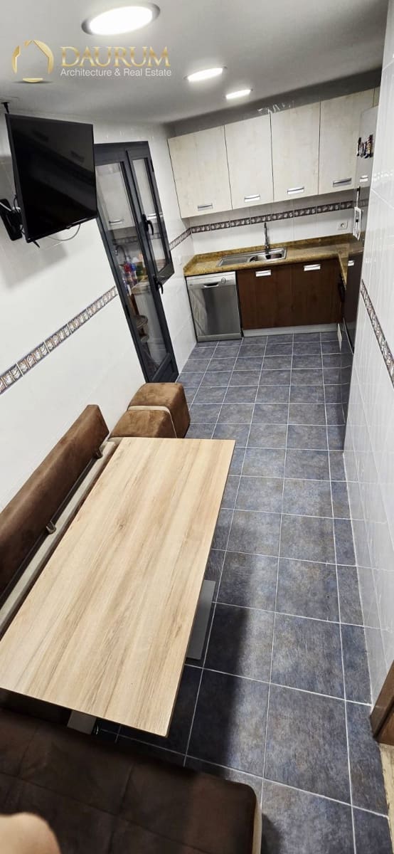 3 soverom Leilighet til salgs i Alicante by med svømmebasseng garasje - € 285 000 (Ref: 9401964)