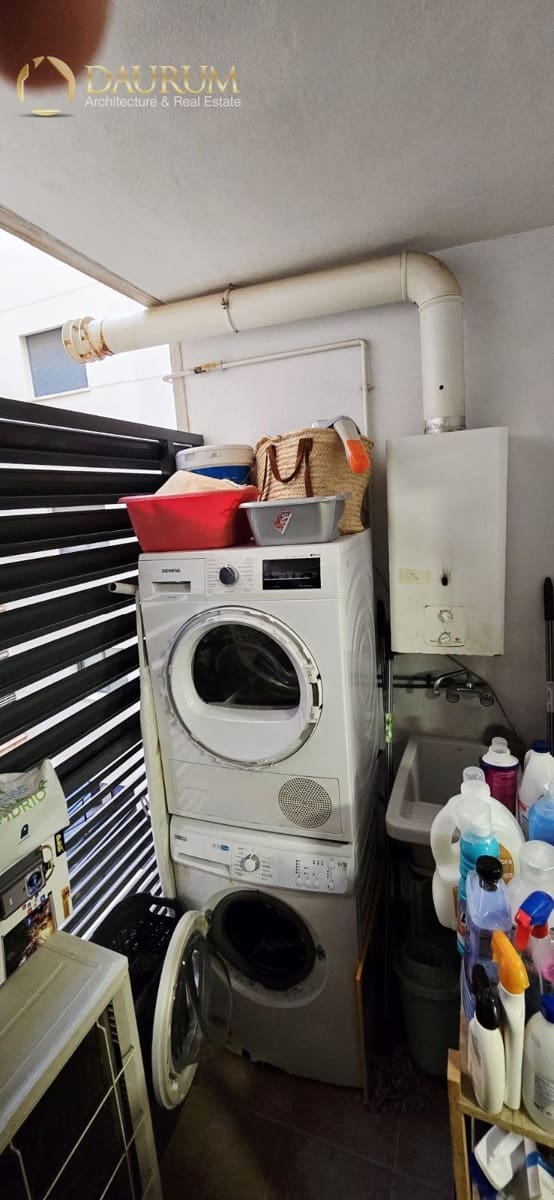 3 soverom Leilighet til salgs i Alicante by med svømmebasseng garasje - € 285 000 (Ref: 9401964)