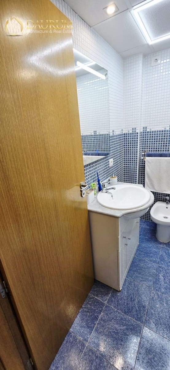 3 soverom Leilighet til salgs i Alicante by med svømmebasseng garasje - € 285 000 (Ref: 9401964)