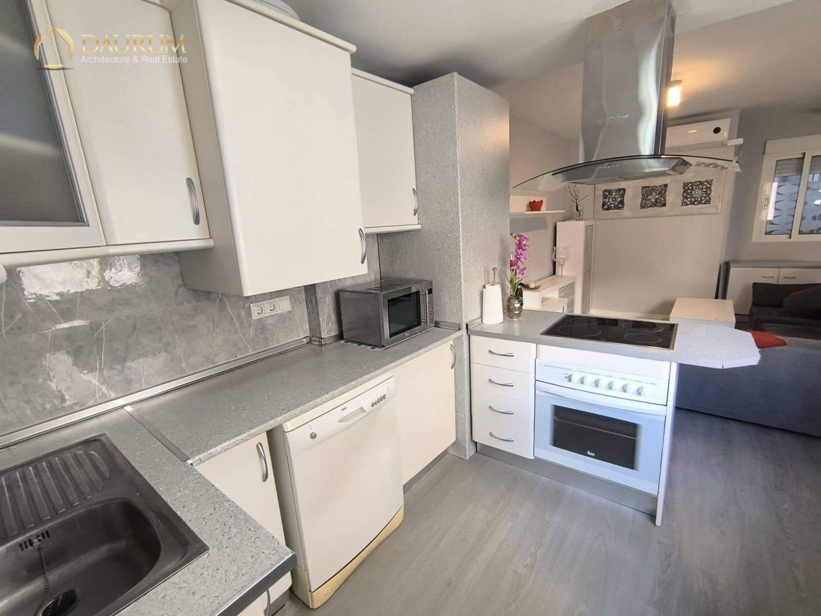 2 bedroom Flat for sale in San Vicente / Sant Vicent del Raspeig - € 197,000 (Ref: 9402474)