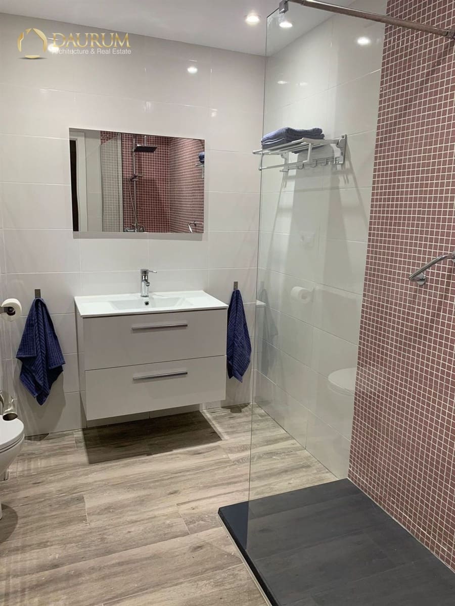 2 soveværelse Lejlighed til salg i Benidorm med swimmingpool garage - € 225.000 (Ref: 9415746)