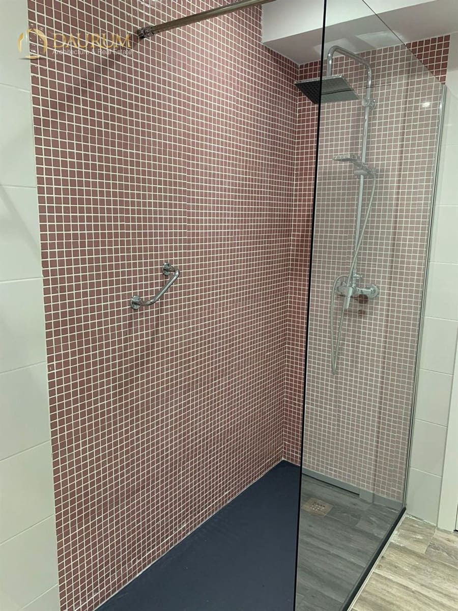 2 soveværelse Lejlighed til salg i Benidorm med swimmingpool garage - € 225.000 (Ref: 9415746)